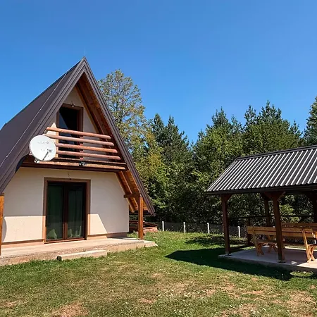 Zeleni Bor Koliba Vikendica * Pale